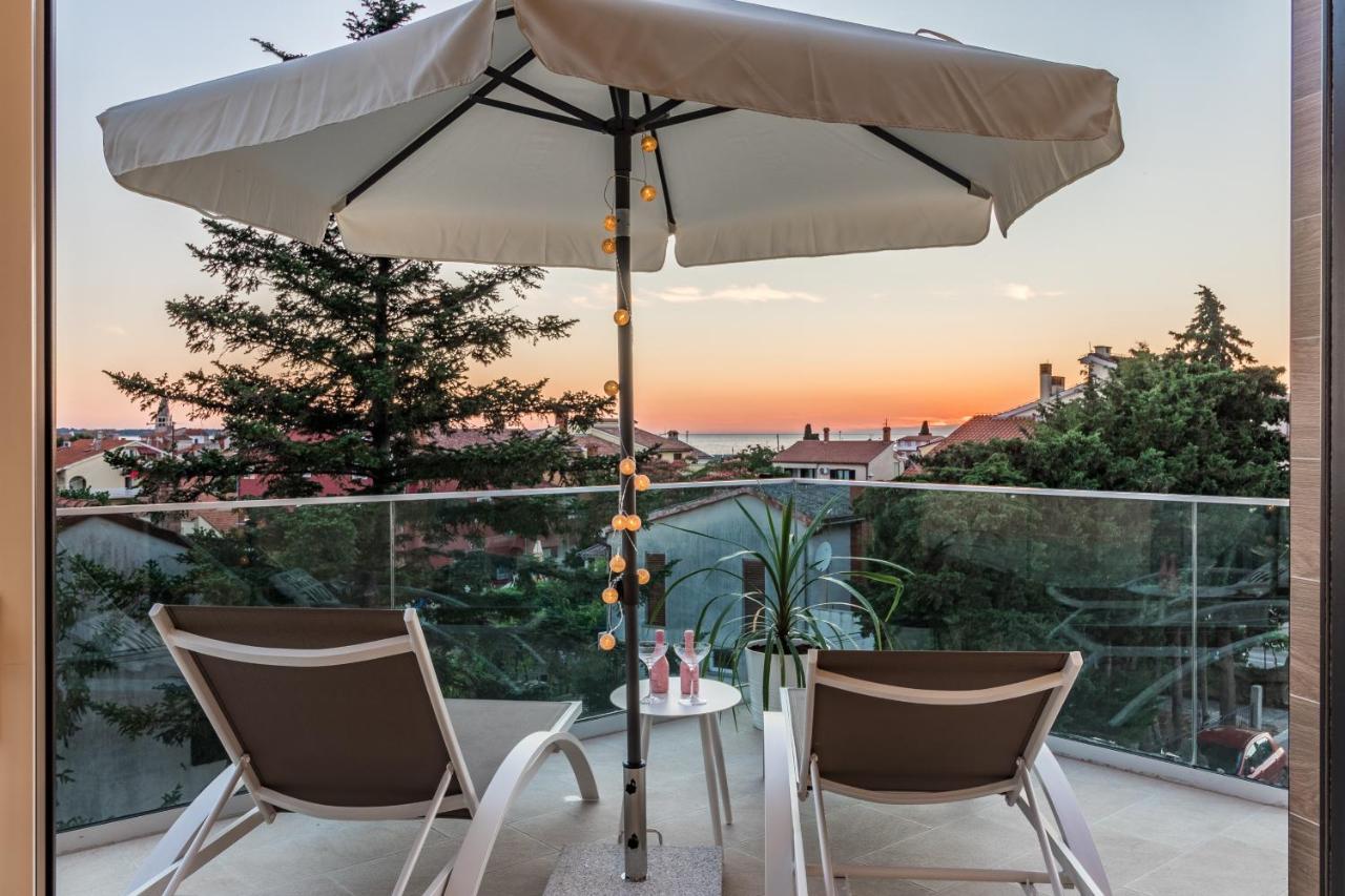 Villa Elena Deluxe Mit Whirlpool Und Beheiztem Pool Am Meer Und Wunderschoenen Blick Auf Die Brijuni Inseln Fažana Dış mekan fotoğraf