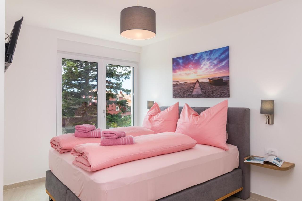 Villa Elena Deluxe Mit Whirlpool Und Beheiztem Pool Am Meer Und Wunderschoenen Blick Auf Die Brijuni Inseln Fažana Dış mekan fotoğraf