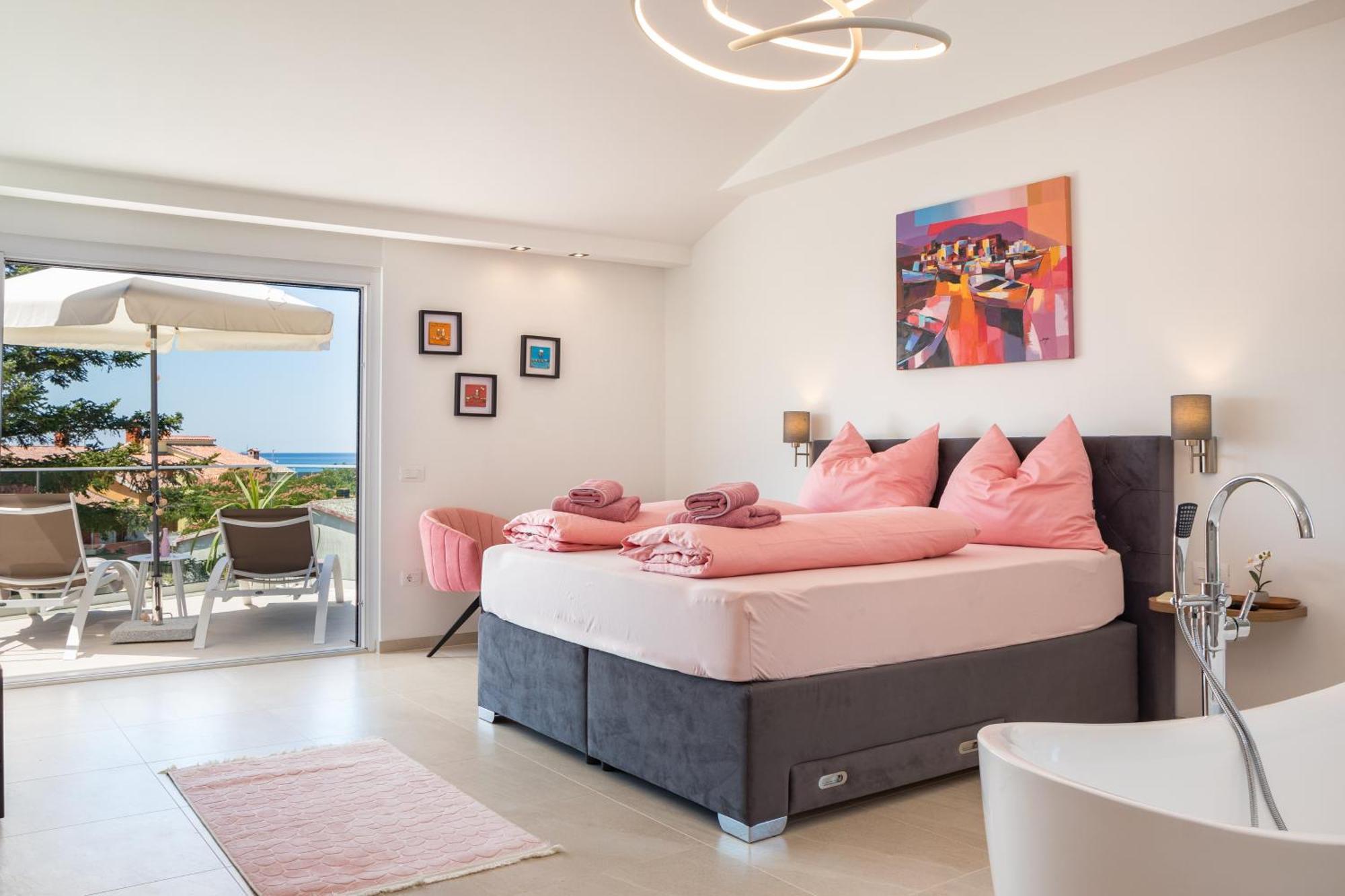 Villa Elena Deluxe Mit Whirlpool Und Beheiztem Pool Am Meer Und Wunderschoenen Blick Auf Die Brijuni Inseln Fažana Dış mekan fotoğraf